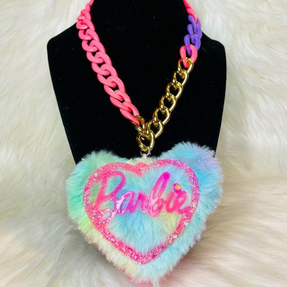 Barbie necklace - Picture 1 of 6